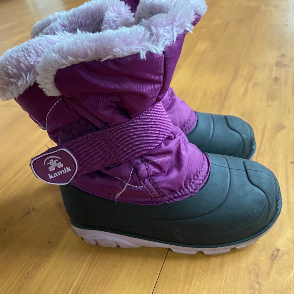 Size 9 Kamik Boots